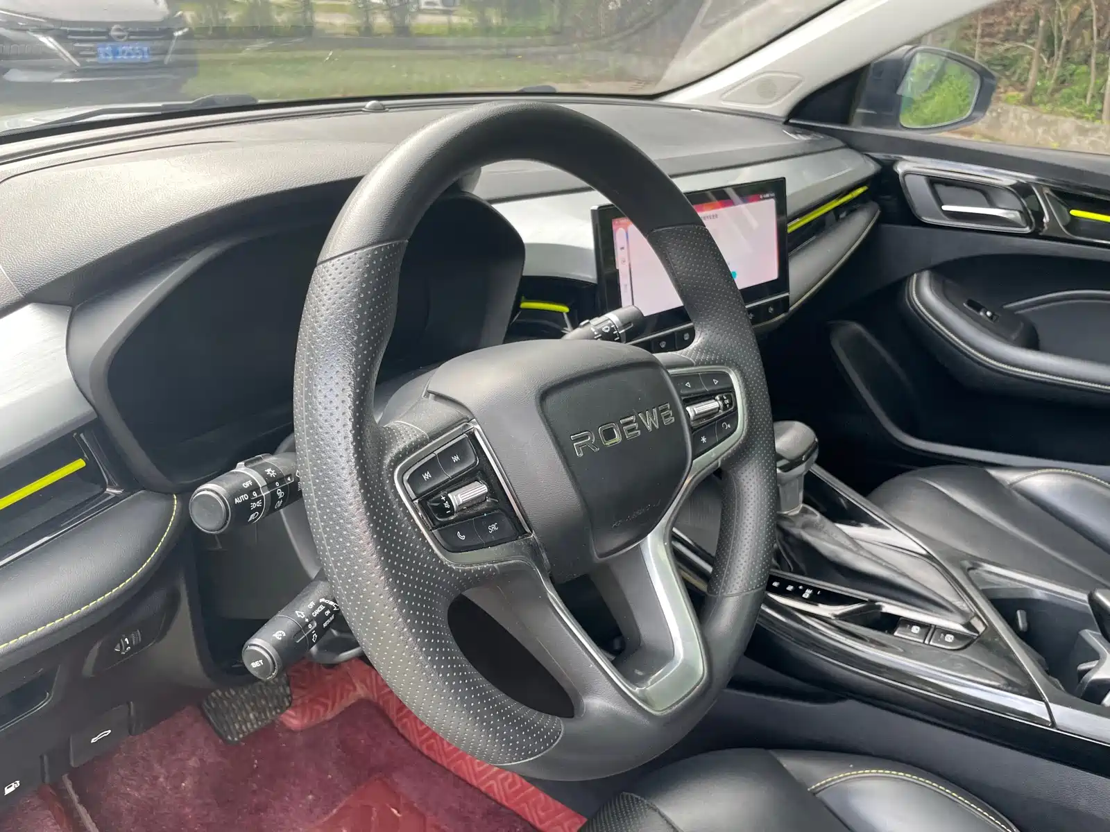 Фото 8 - Roewe i5