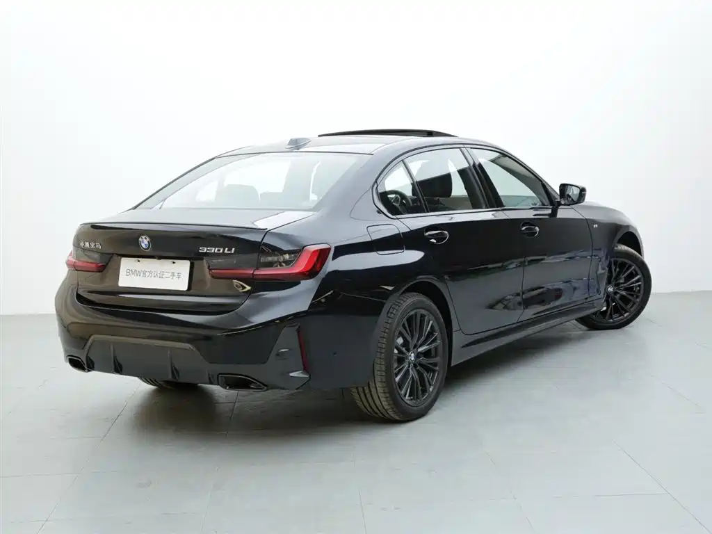 BMW 3-SERIES