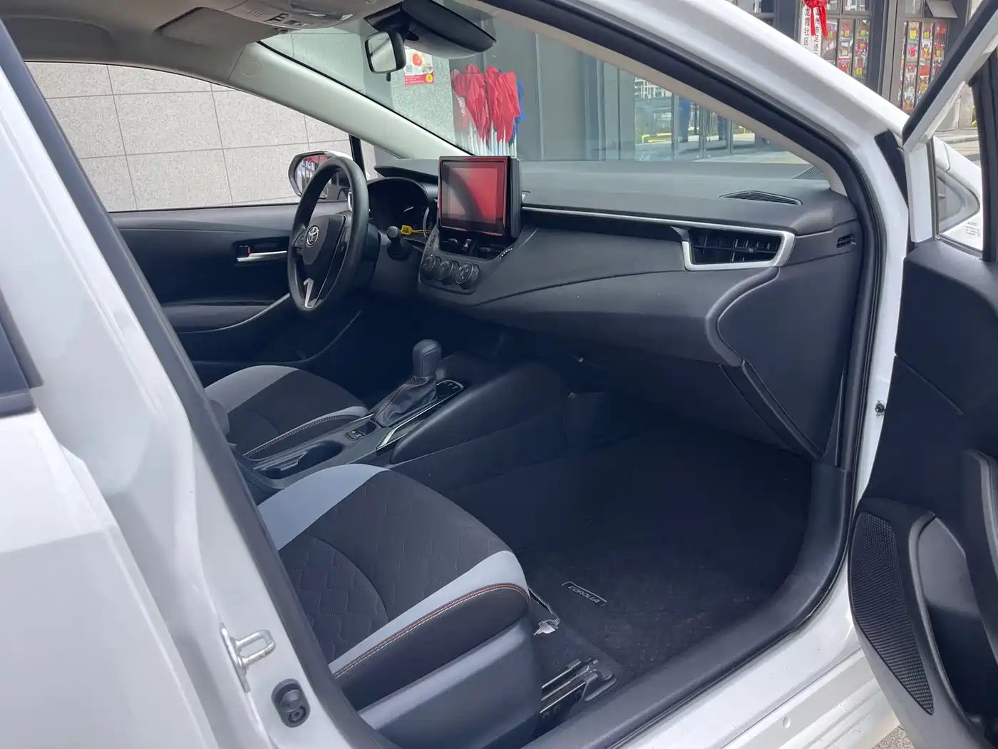 Toyota Corolla 2023 1.2T Pioneer Edition фото 12