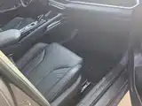 Фото 8 - Geely Coolray