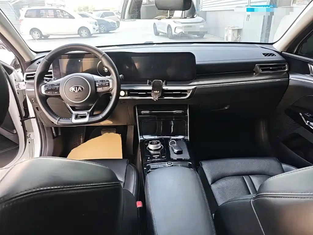 Kia K5 2020 270T CVVD Luxury Tech Version фото 10
