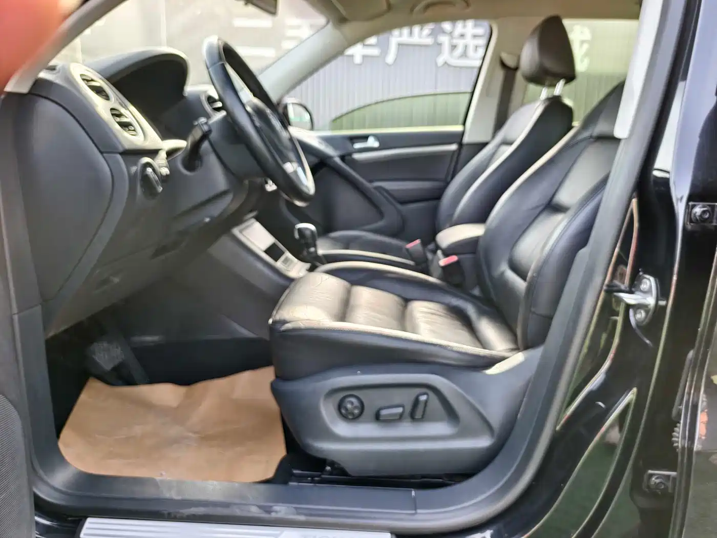 Volkswagen Tiguan 2013 1.8TSI Auto 2WD Comfort Edition фото 8
