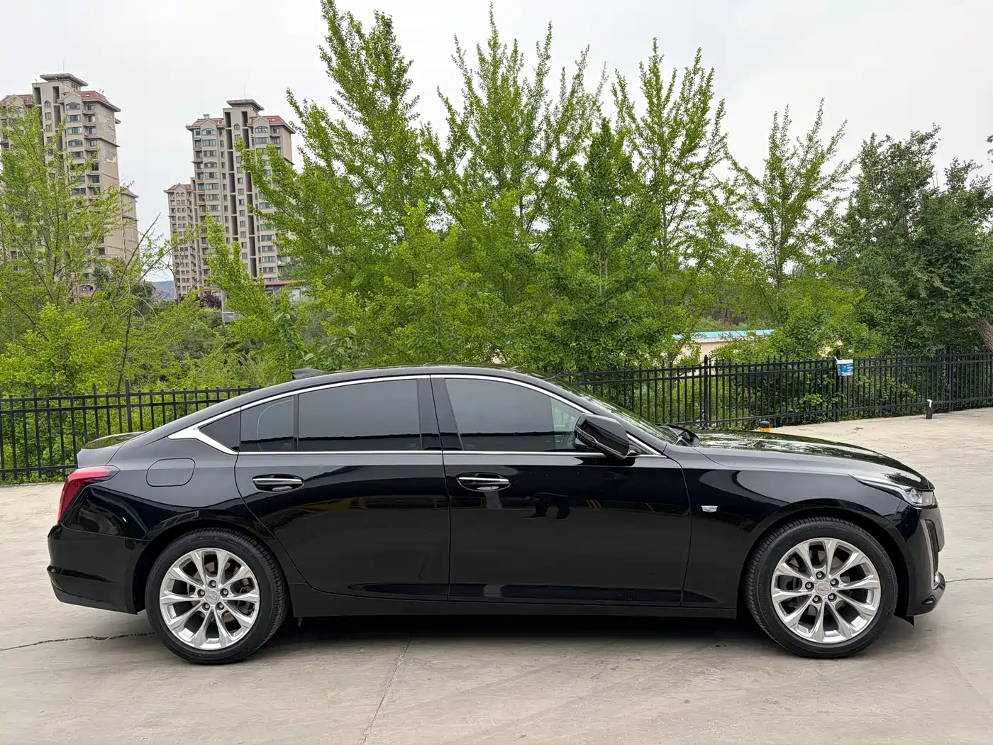 CADILLAC CT5