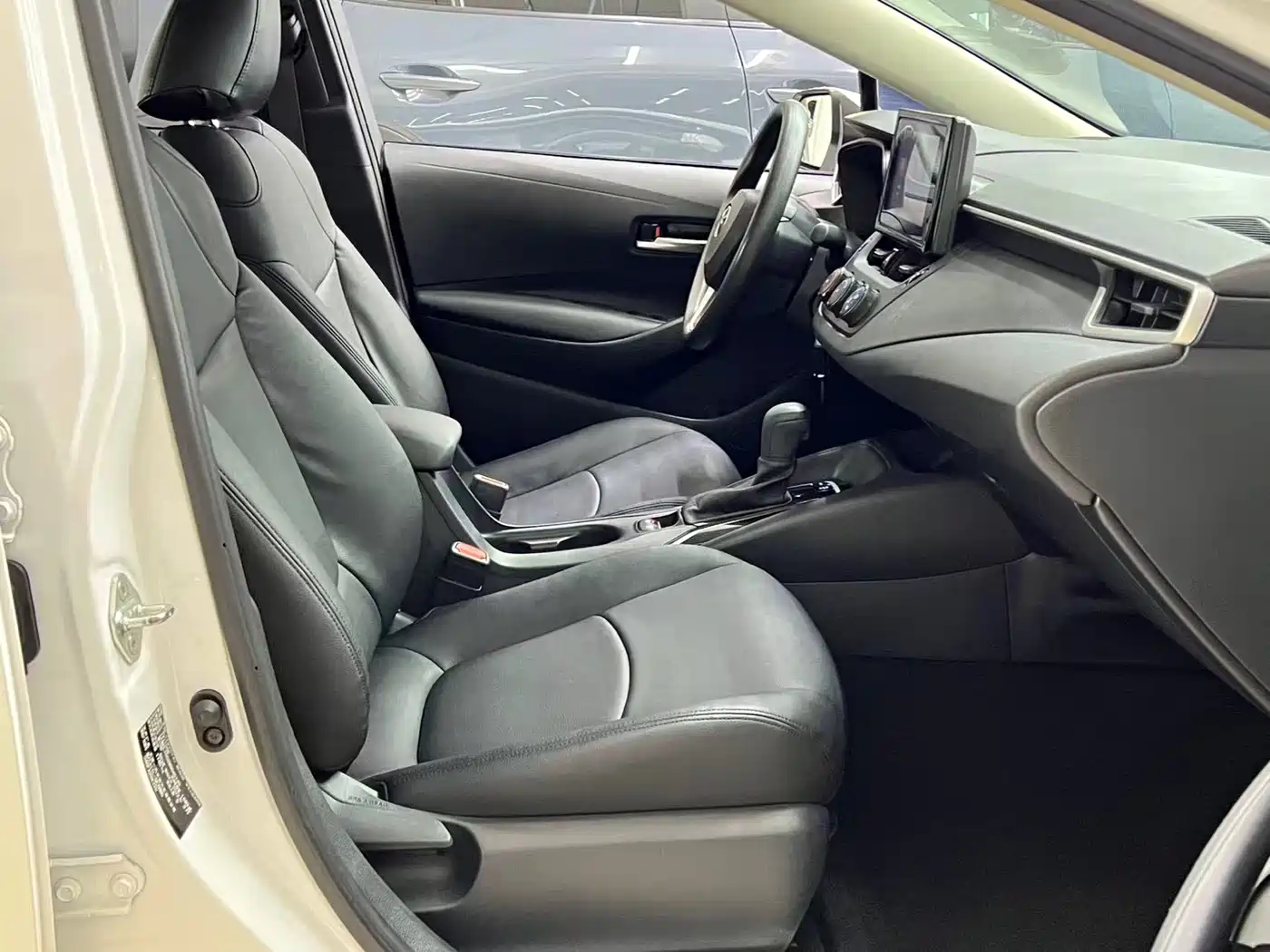Toyota Corolla 2022 TNGA 1.5L CVT Pioneer Edition фото 17