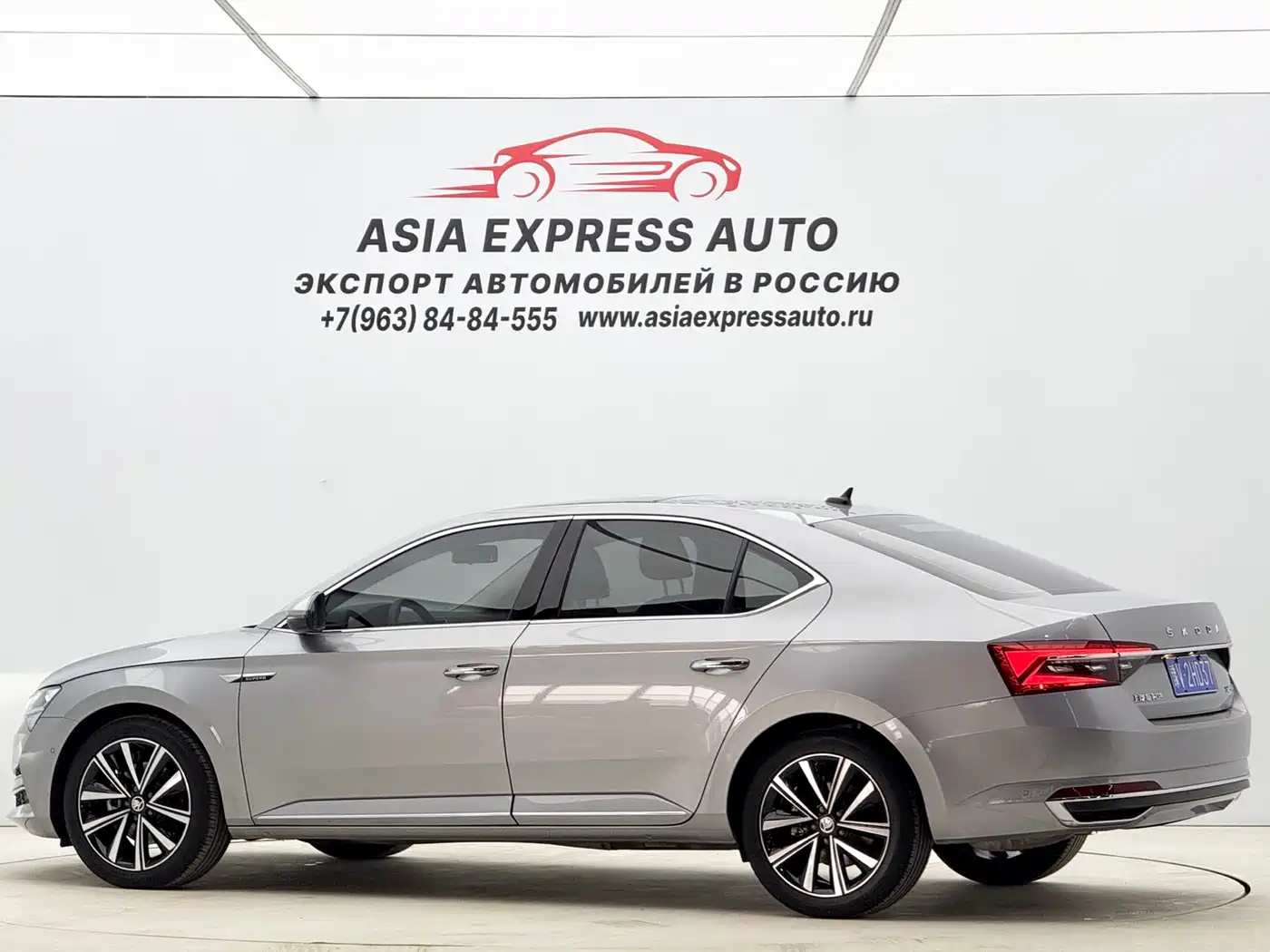 Škoda Superb 2023 TSI280 DSG Premium Edition фото 6