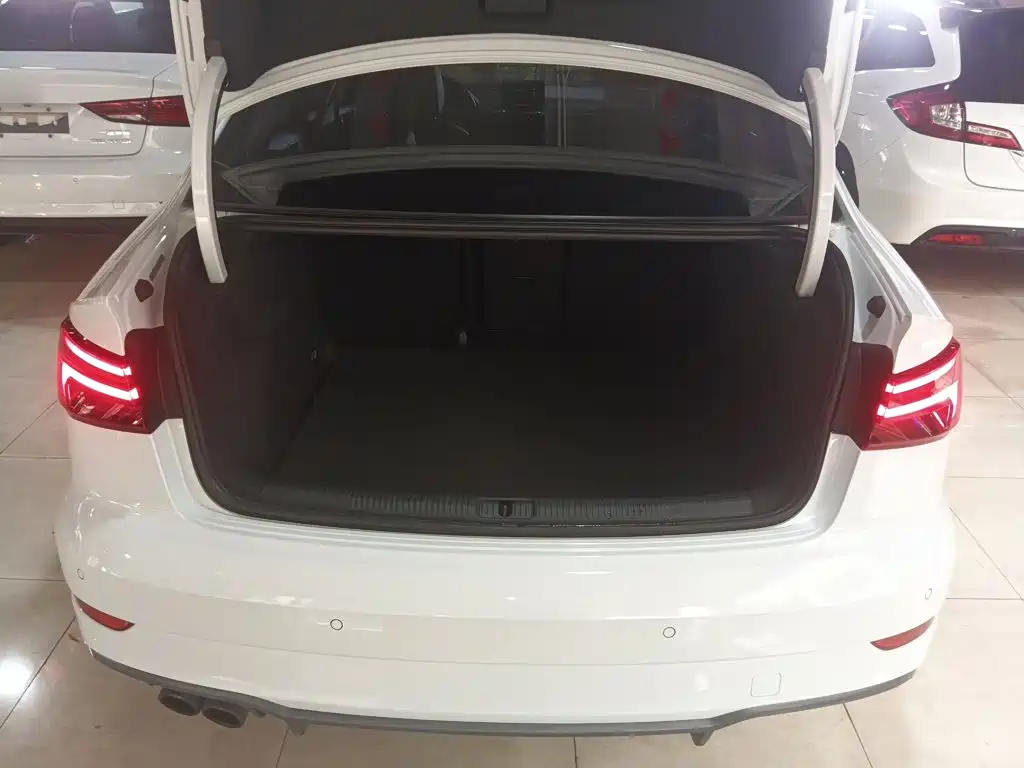 Фото 15 - Audi A3