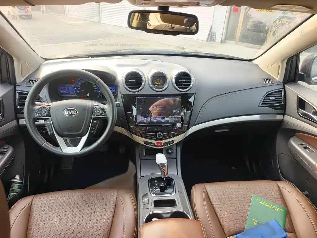 BYD S7 2015 2015 2.0T Upgrade Automatic Premium