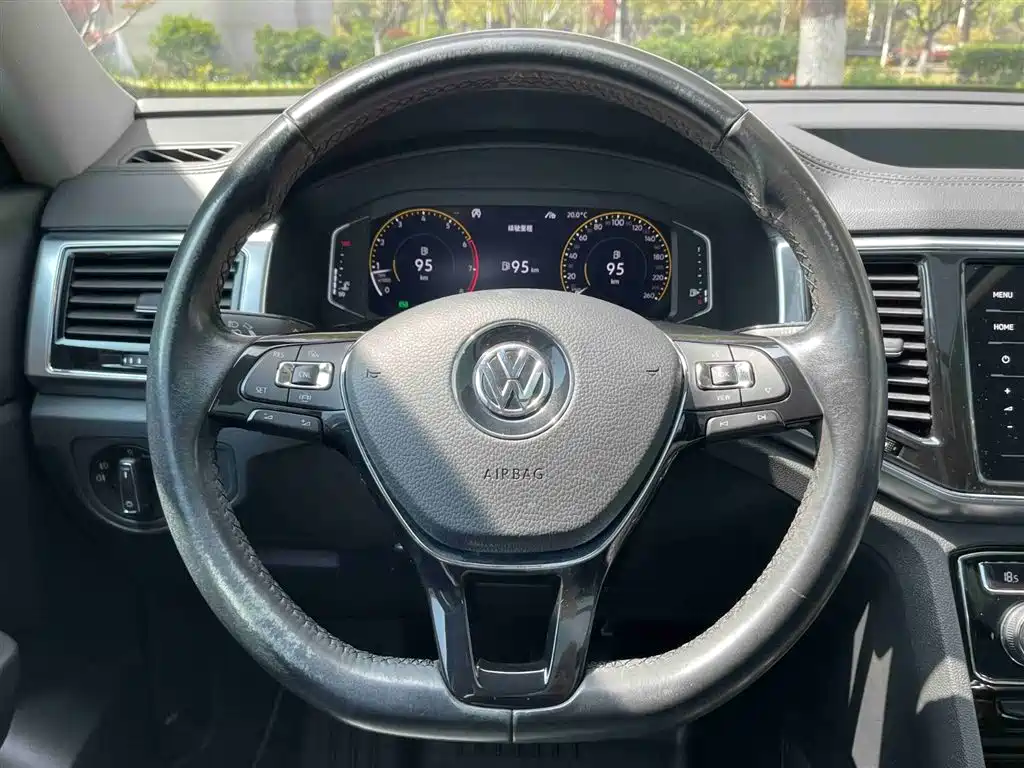 Volkswagen Teramont 2020 380TSI 4WD Luxury Edition China VI фото 19