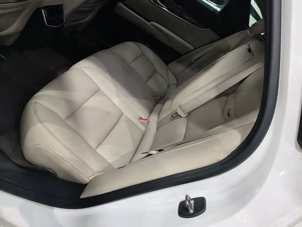 Photo 17 - Cadillac XTS