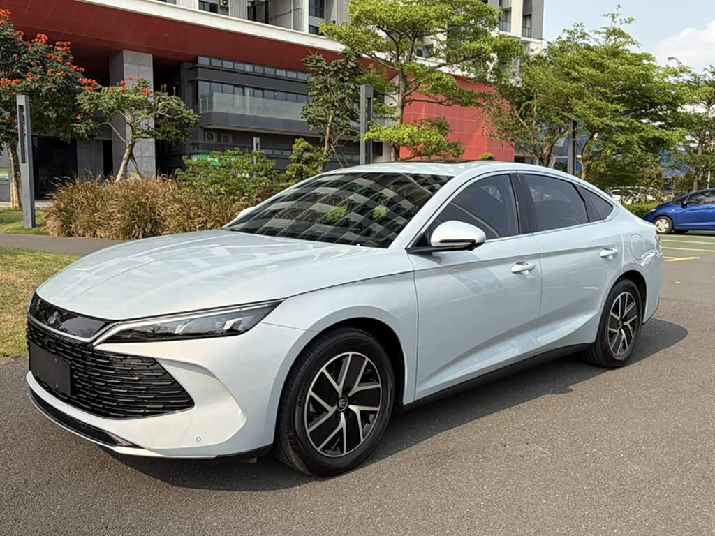 BYD Qin L