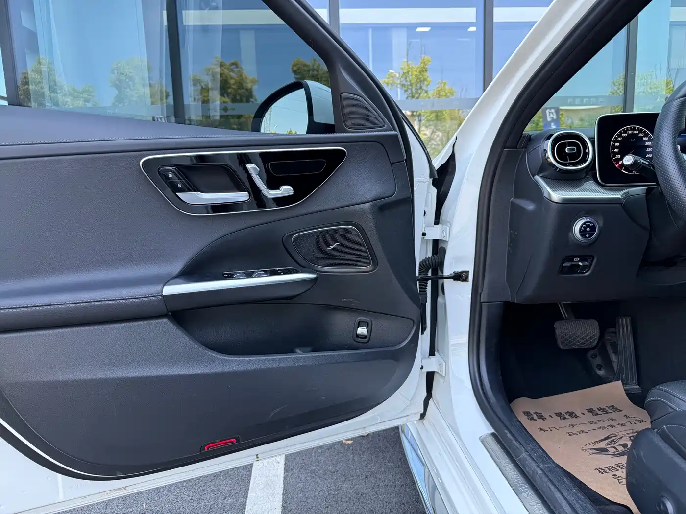 Mercedes-Benz C-Class 2022 C 200 L Sport Version фото 6