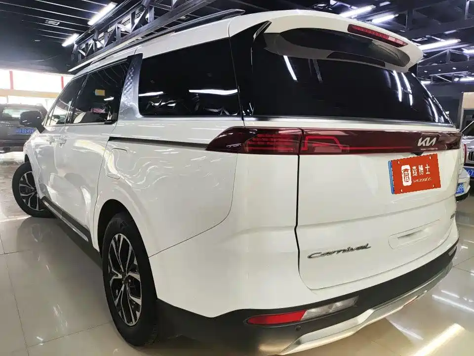 Kia Carnival 2022 2021 2.0T Flagship Edition