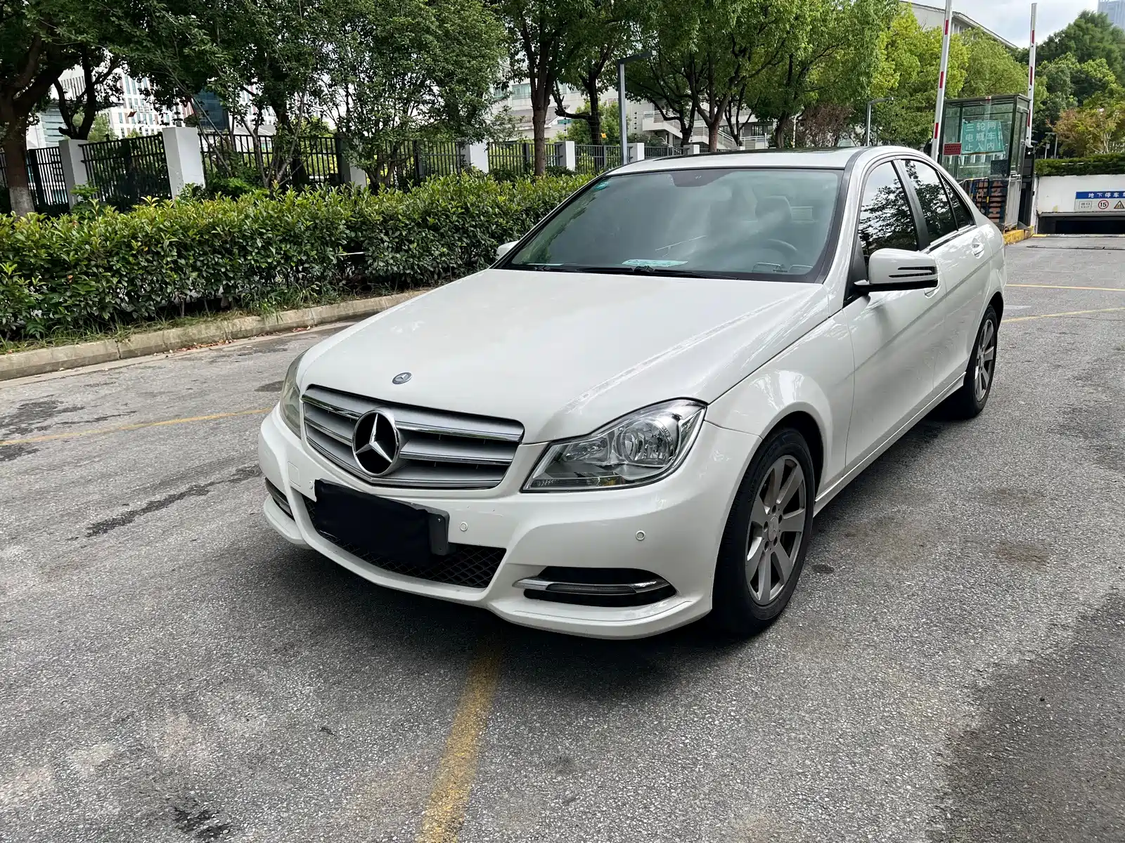 Фото 1 - Mercedes-Benz C-Class
