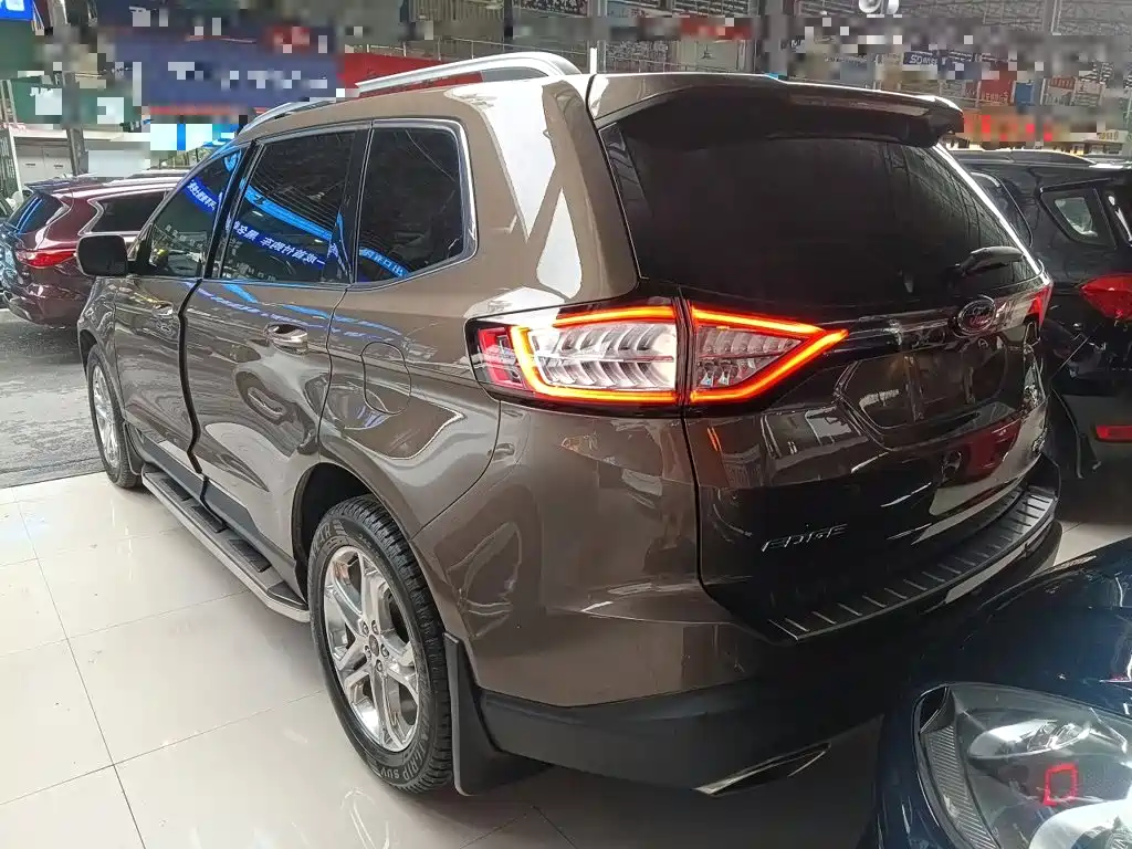 Ford Edge 2017 2016 EcoBoost 245 2WD Luxury 7-Seater