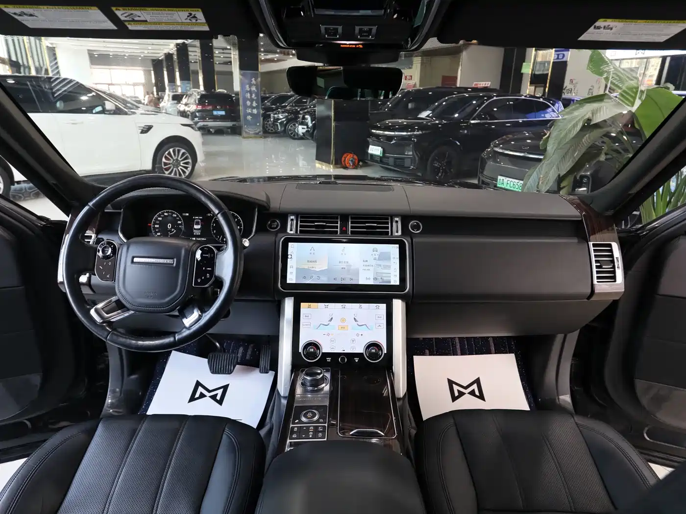 Land Rover Range Rover 2017 3.0 SC V6 Vogue фото 11
