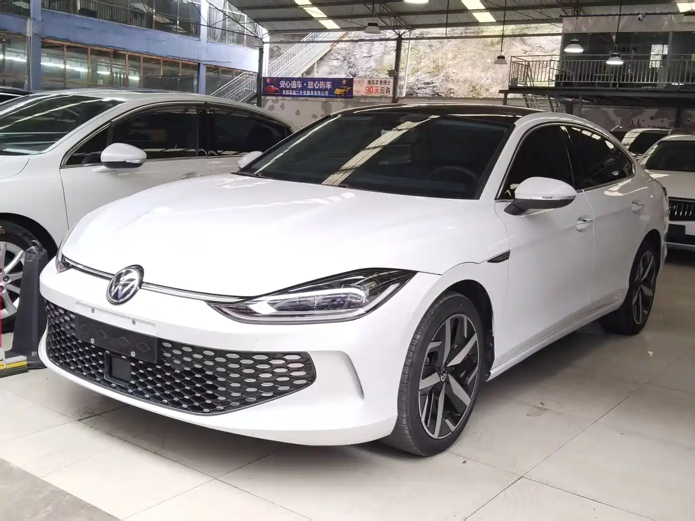 Volkswagen Lamando 2023 Lamando L 280TSI DSG Spicy Edition фото 2