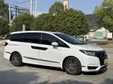 Photo 6 - Honda Elysion