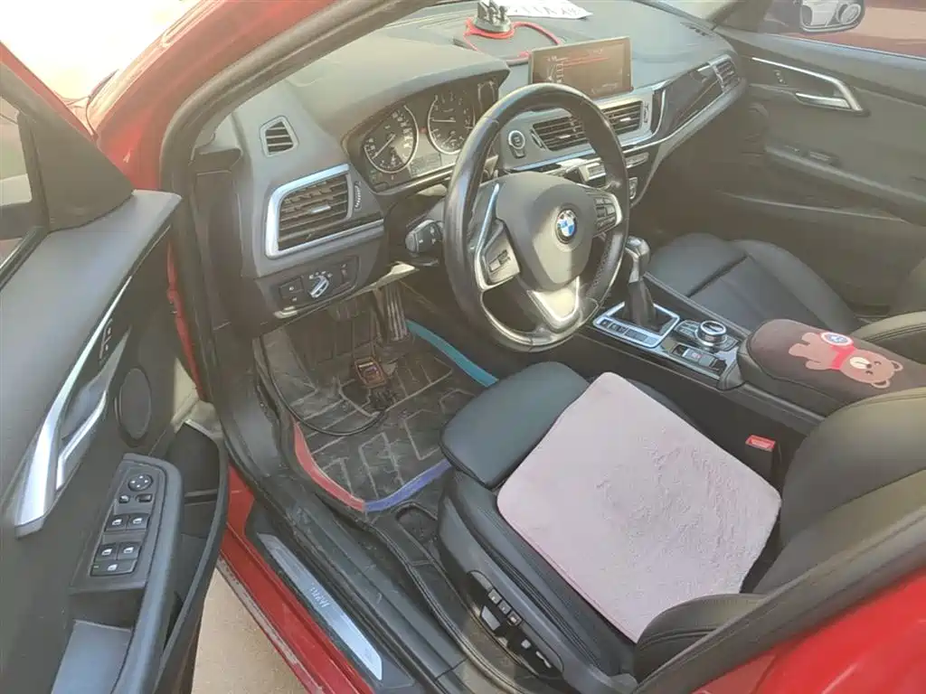 BMW 1 Series 2017 120i Design Package фото 16