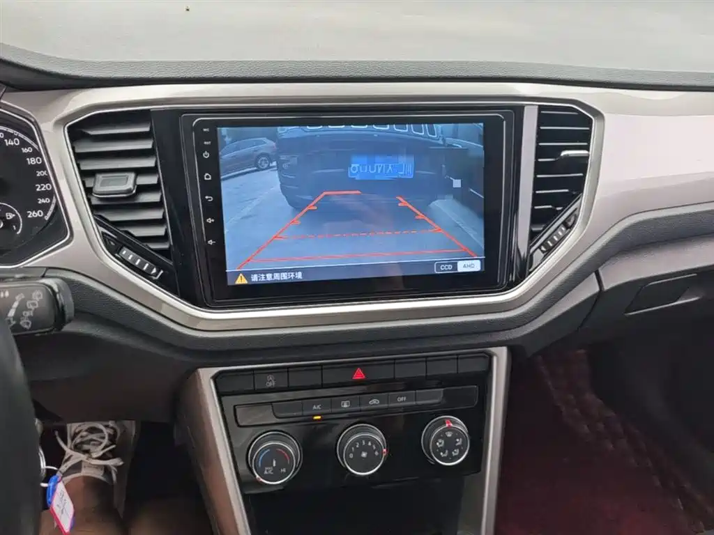 Volkswagen T-ROC 2018 230TSI DSG 2WD Progressive China VI фото 13
