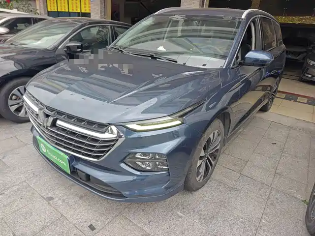 Wuling Victory 1.5T CVT, Флагман