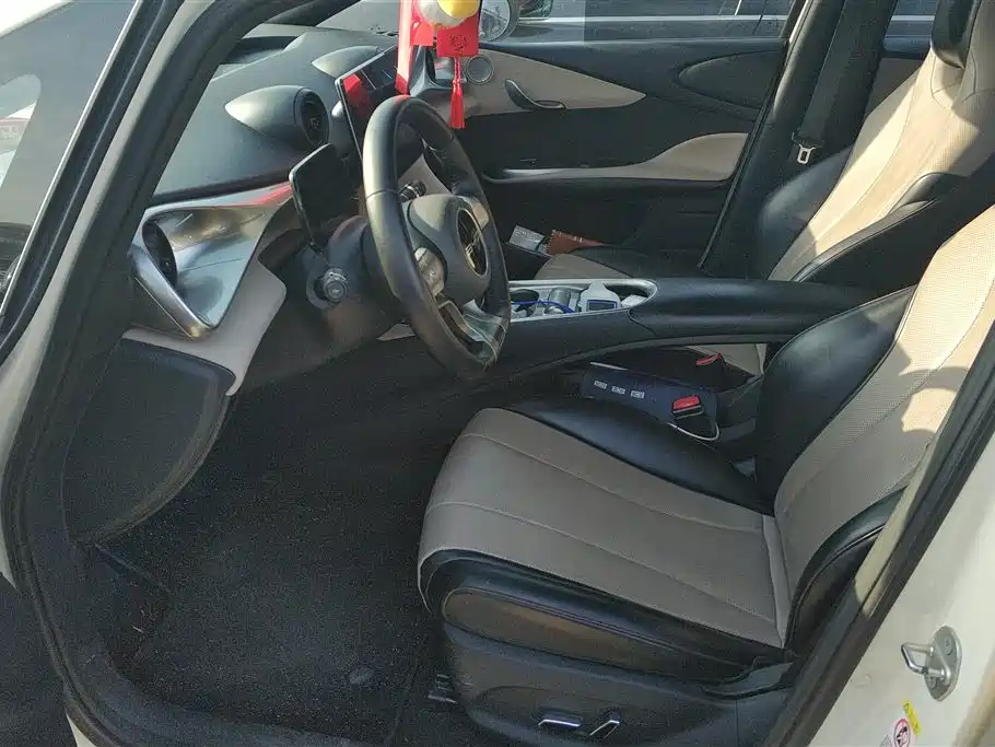 BYD Dolphin 2024 Glory Edition 420km Freedom Edition фото 9