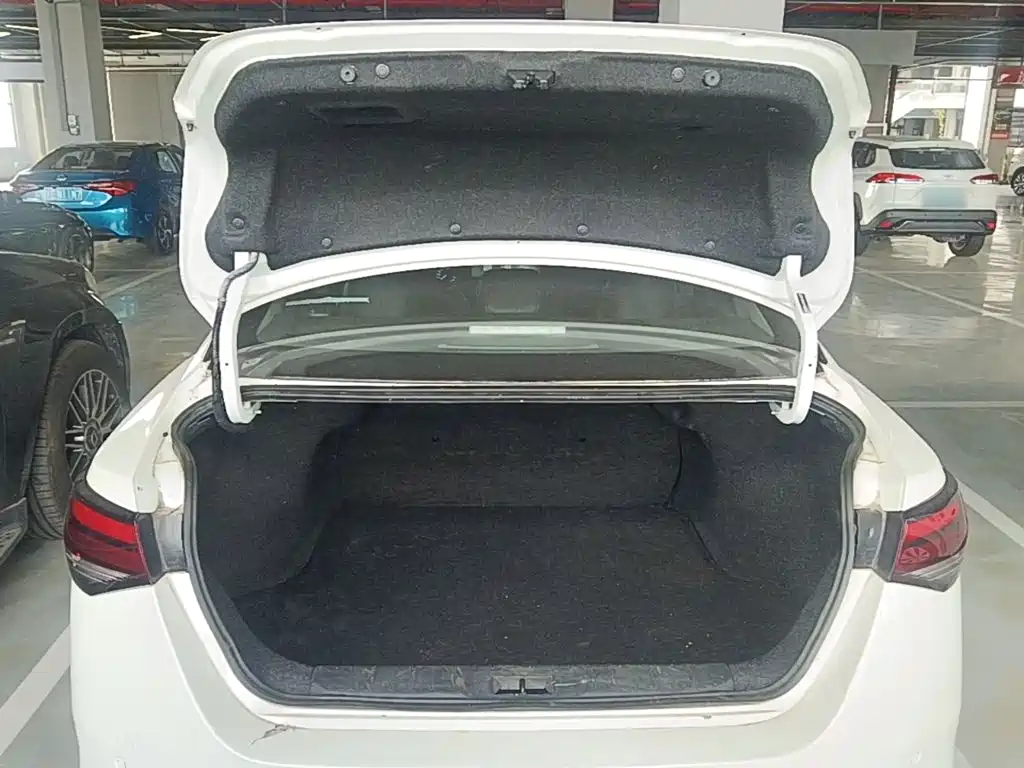 Nissan SYLPHY, миниатюра 19