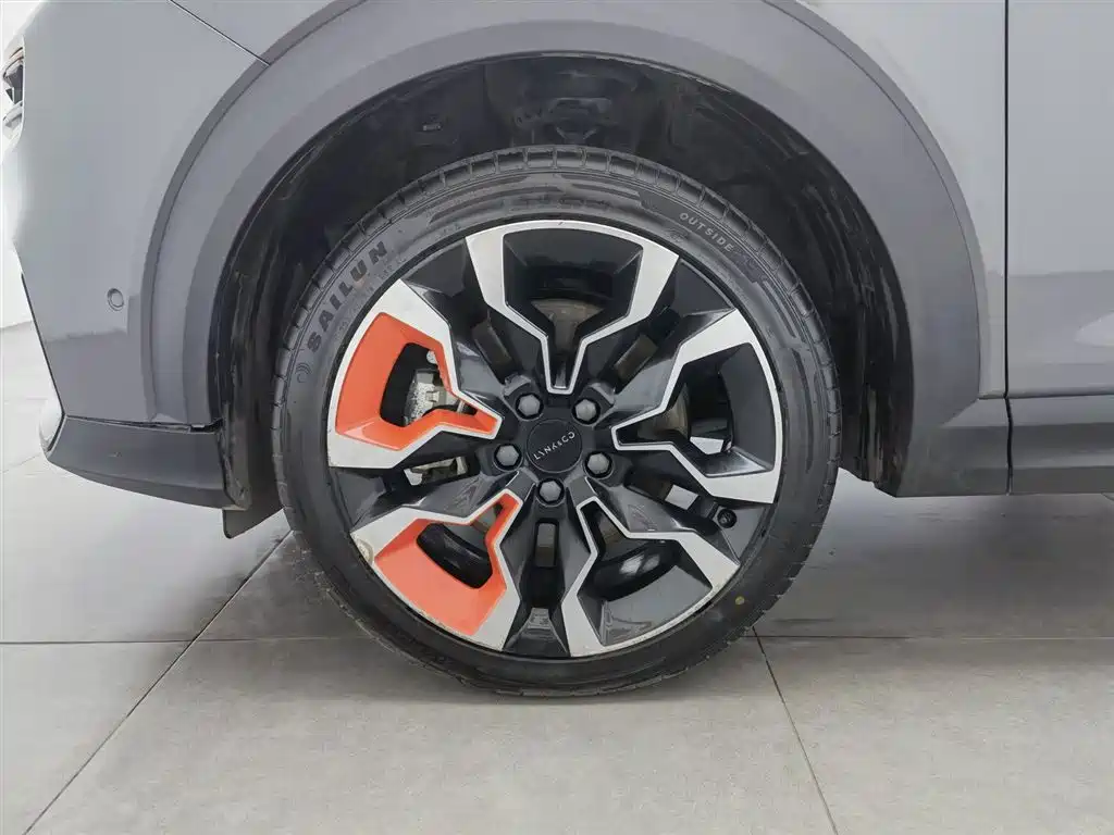 Lynk & Co 06 2020 1.5T Halo фото 17