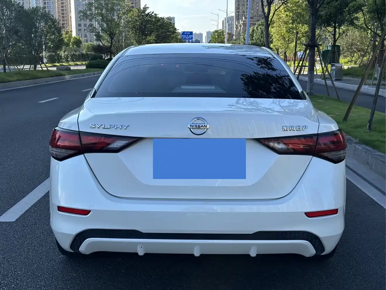 Nissan SYLPHY, миниатюра 5