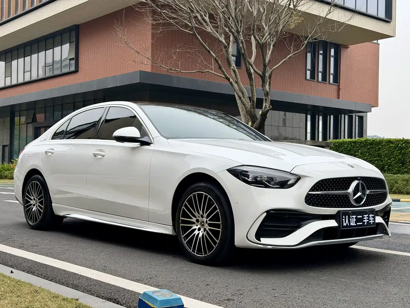 Mercedes-Benz C-Class 2023 C 260 L Sport фото 13