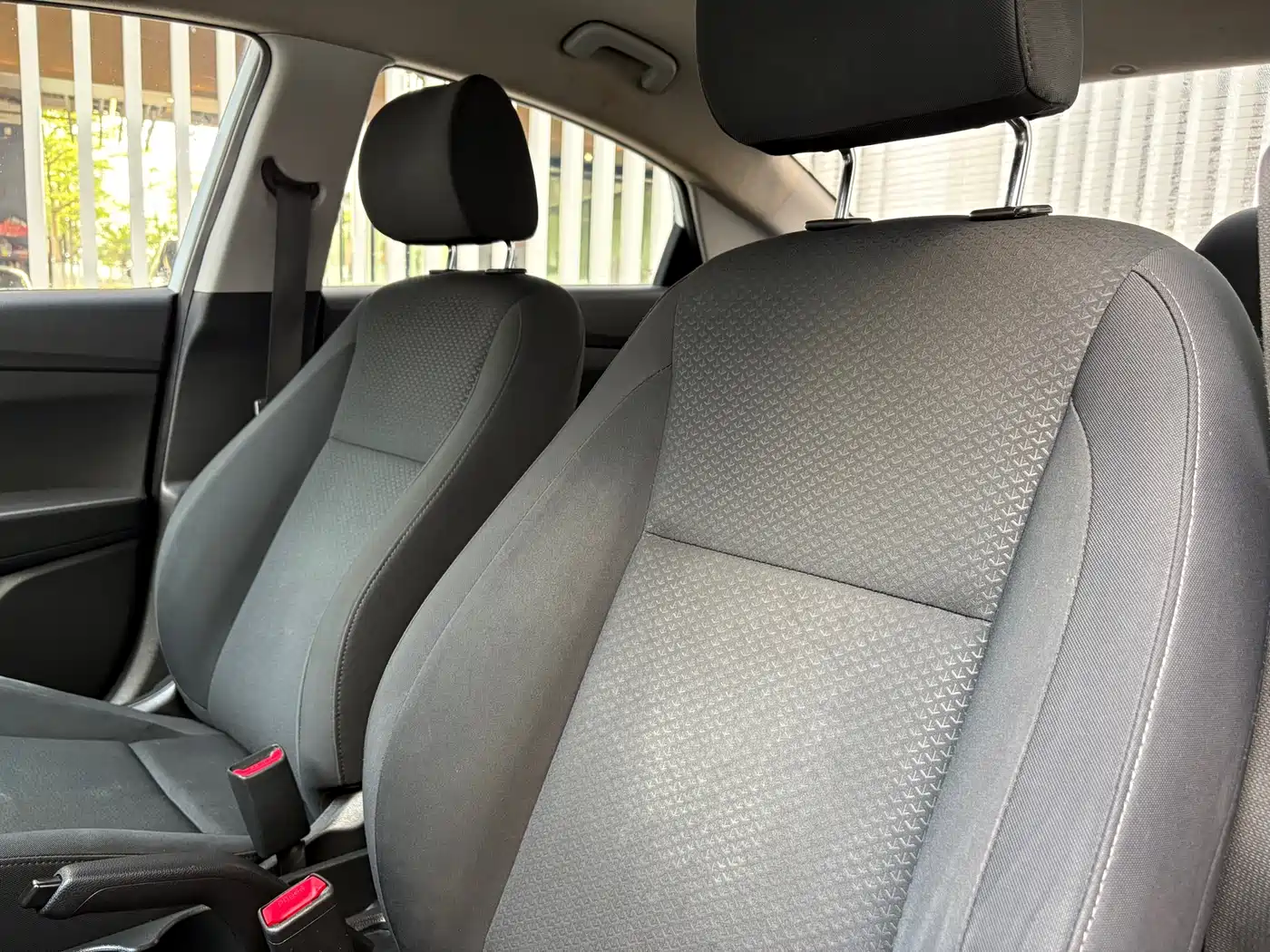 Hyundai Verna 2016 1.4L Manual Cool Edition GLS фото 10
