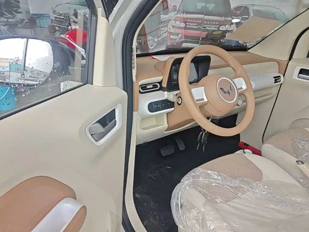Wuling Motors Hongguang MINIEV 2026 2024 3rd Generation 215km Youth Edition