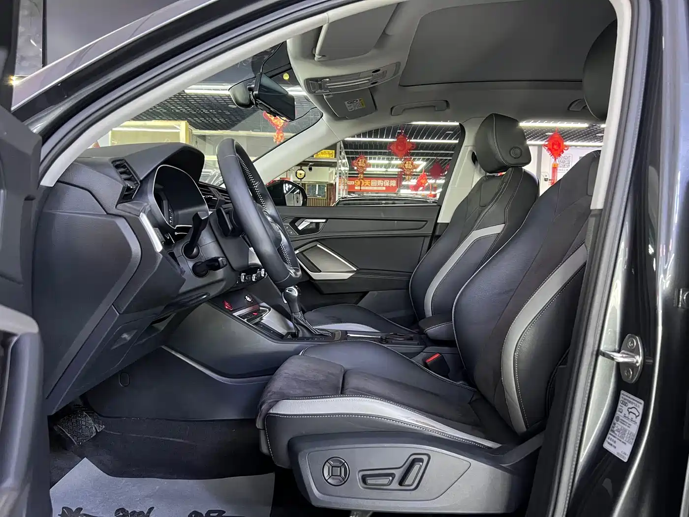 Audi Q3 2022 35 TFSI Fashion Dynamic фото 8