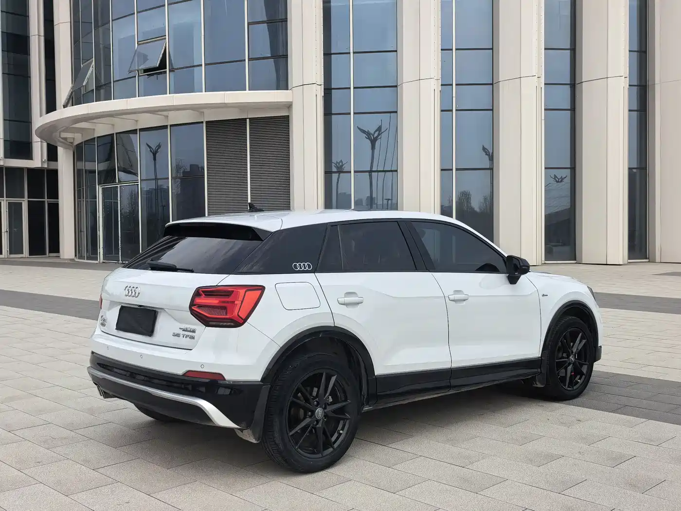 Audi Q2L 2021 35 TFSI Progressive Dynamic фото 4