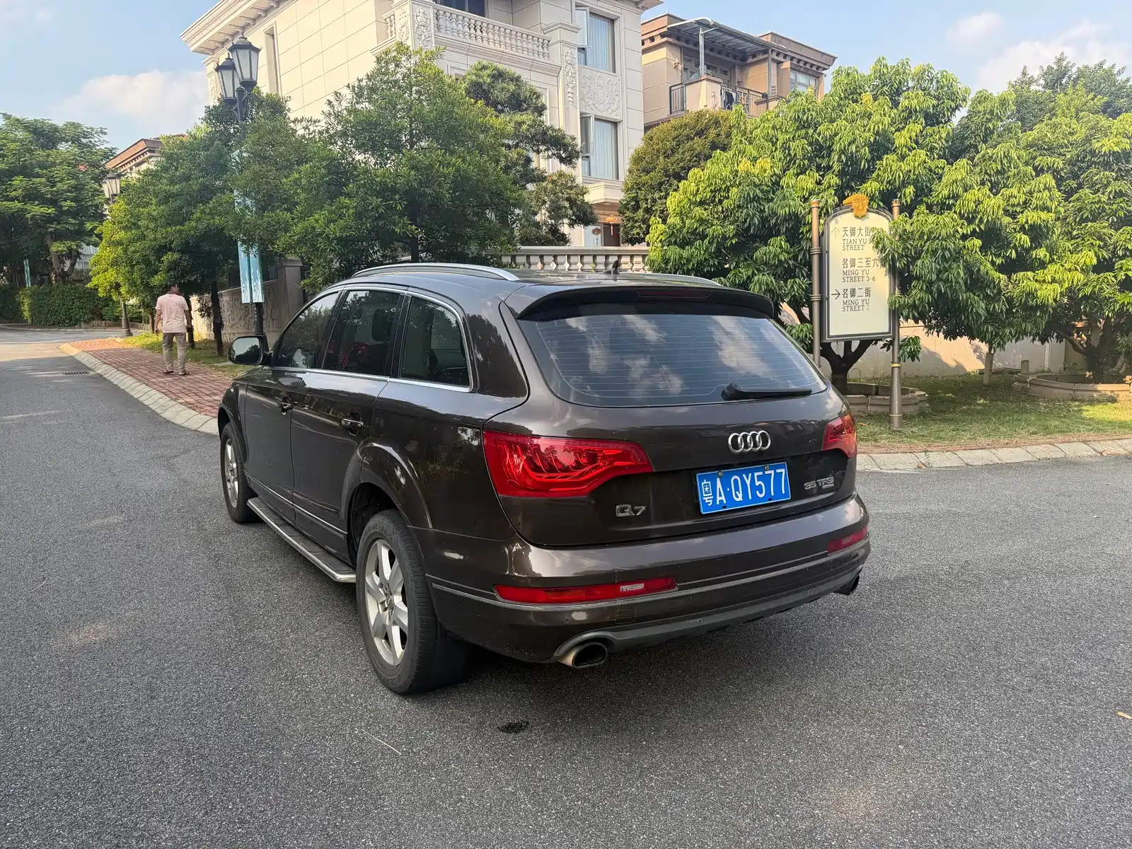 Фото 6 - Audi Q7