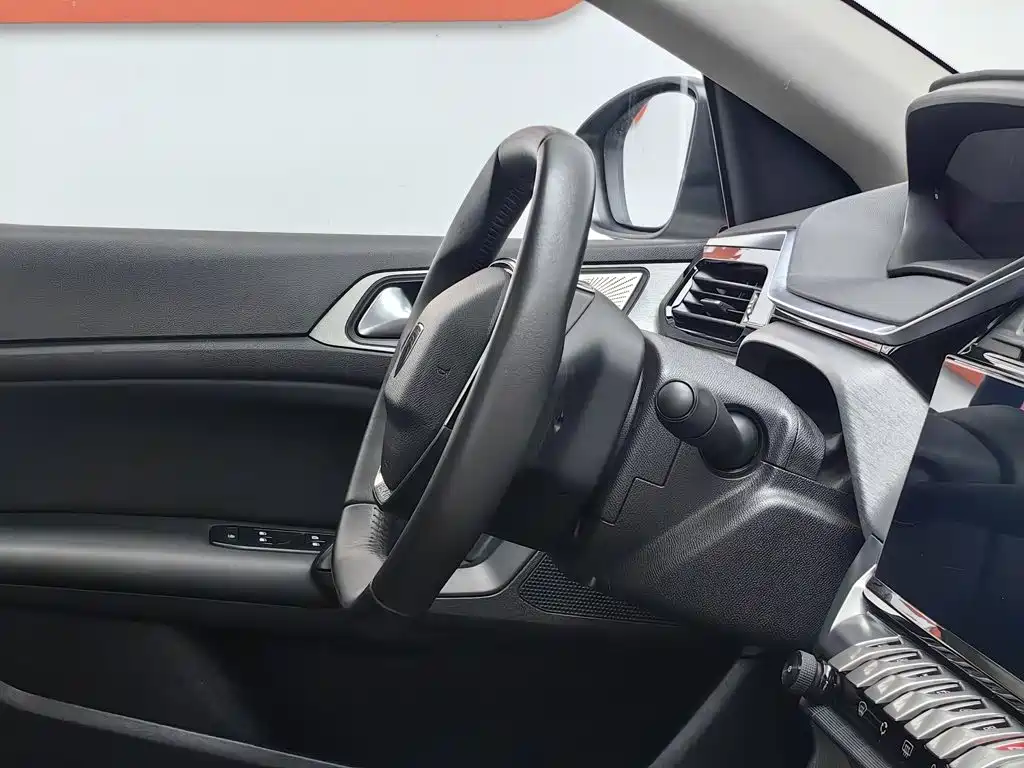 Peugeot 408 2024 2022 1.6T Progressive Edition