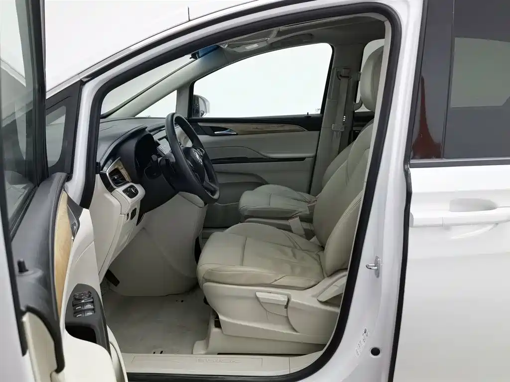 Buick GL8 2018 ES 28T Comfort Type China VI фото 10