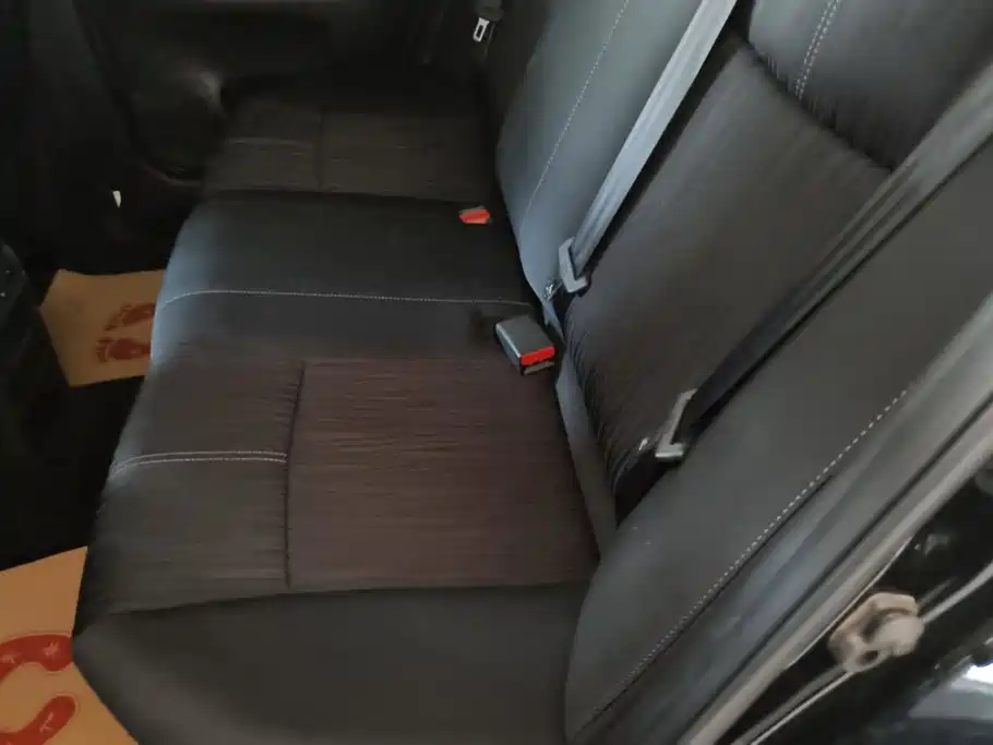 Nissan SYLPHY, миниатюра 11