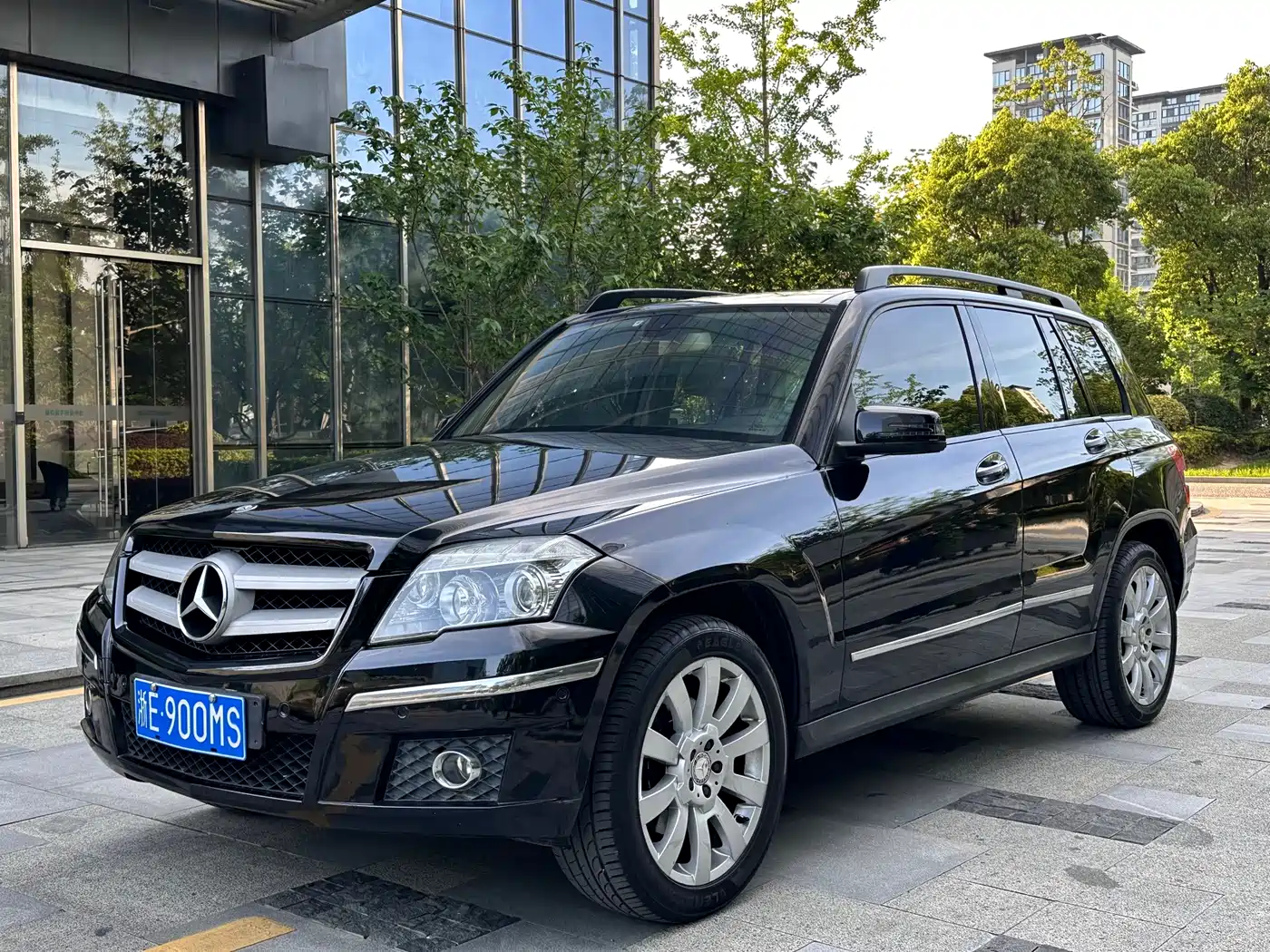Mercedes-Benz GLK-Class (Import) 2011 GLK 300 4MATIC Fashion