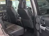 Photo 8 - Land Rover Discovery