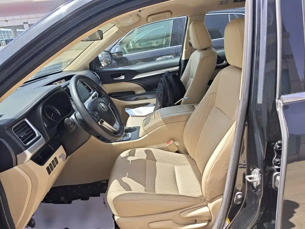 Toyota Highlander 2018 2.0T 4WD Elite 7-seater (China V) фото 15