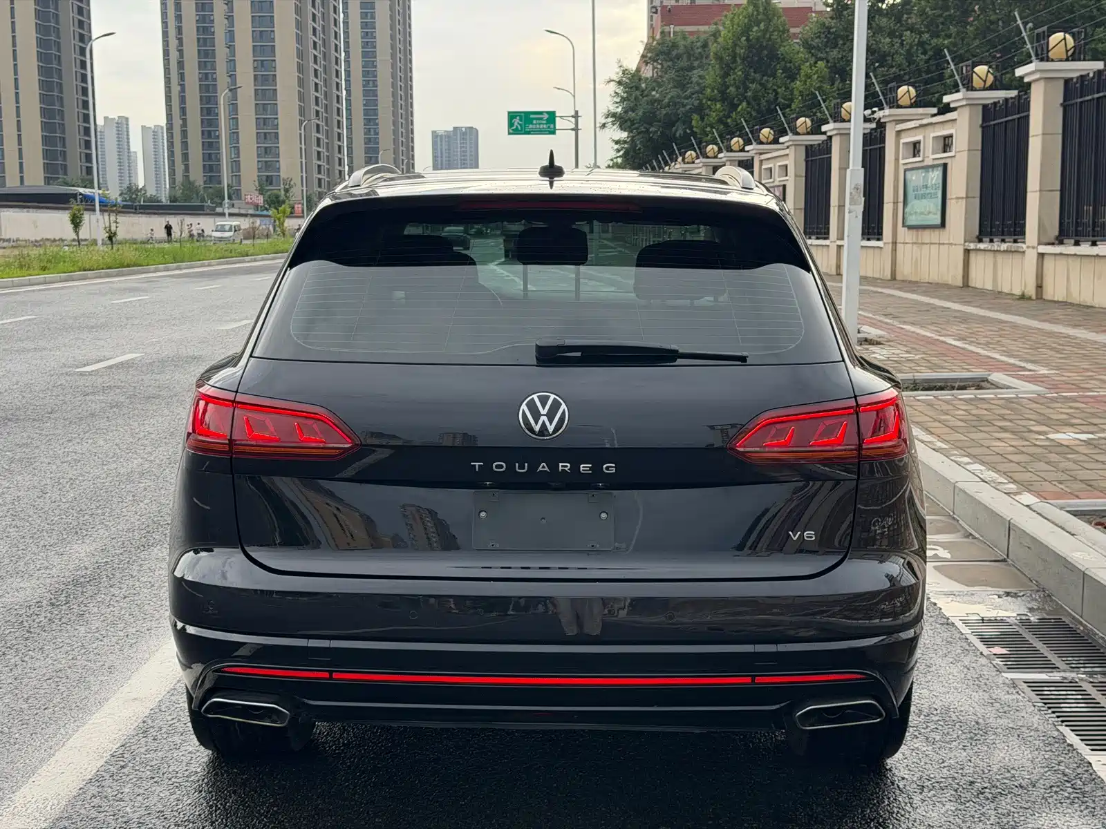 Фото 12 - Volkswagen Touareg