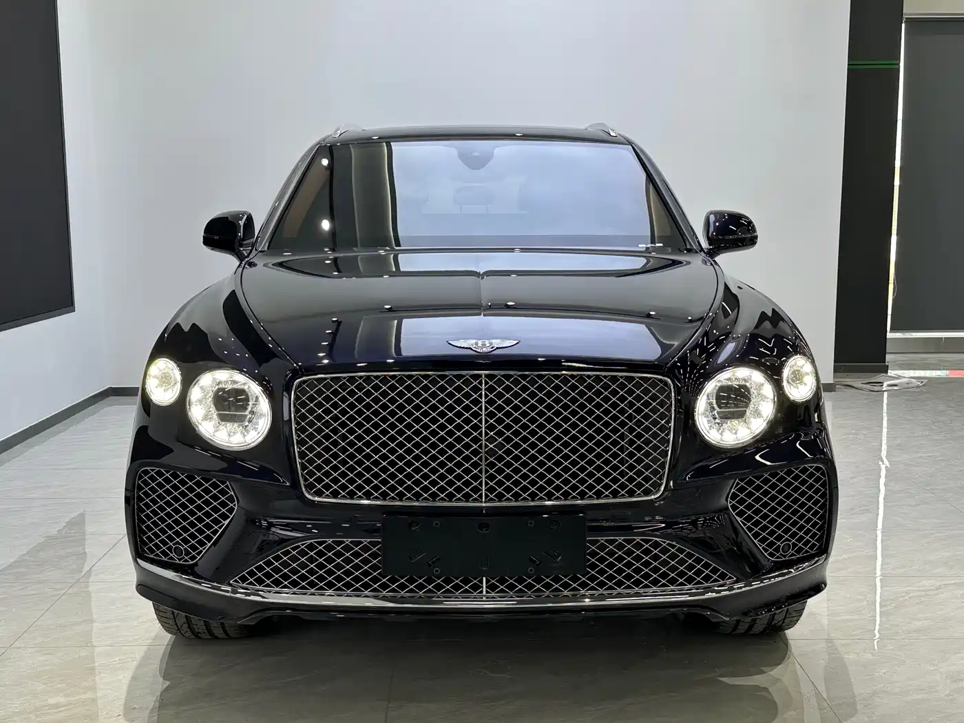 BENTLEY TIM YUE