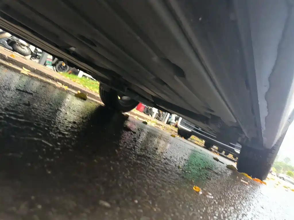 Lynk & Co 02 2018 1.5T DCT 2WD Power Pro Edition China V фото 19