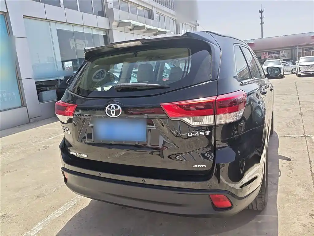 Toyota Highlander 2018 2.0T 4WD Elite 7-seater (China V) фото 6