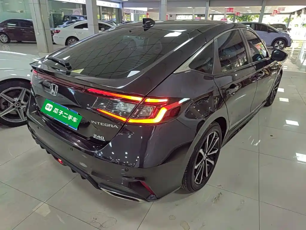 Honda Integra 2024 2023 HATCHBACK 240TURBO CVT Trend Leader Edition
