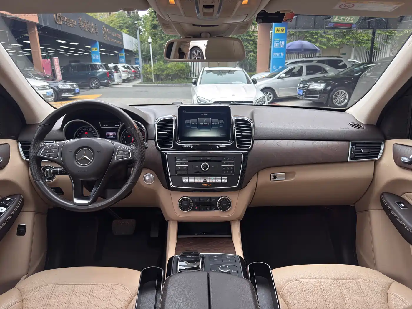 Mercedes-Benz GLE 2015 GLE 400 4MATIC фото 5