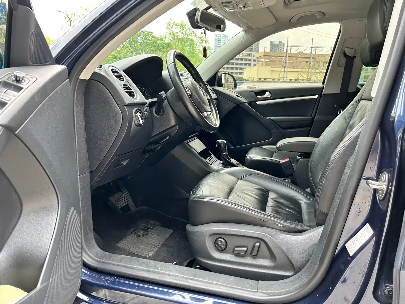 Volkswagen Tiguan 2012 2.0TSI Automatic 4WD Flagship Edition фото 9