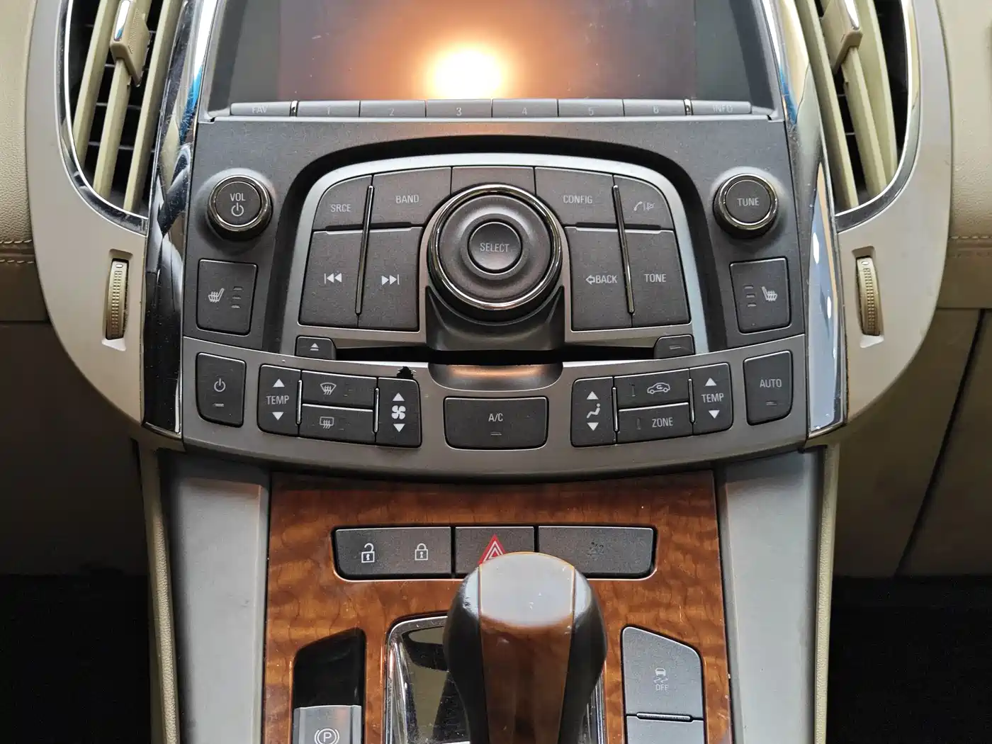 Buick LaCrosse 2012 2.4L SIDI Elegance Edition фото 16