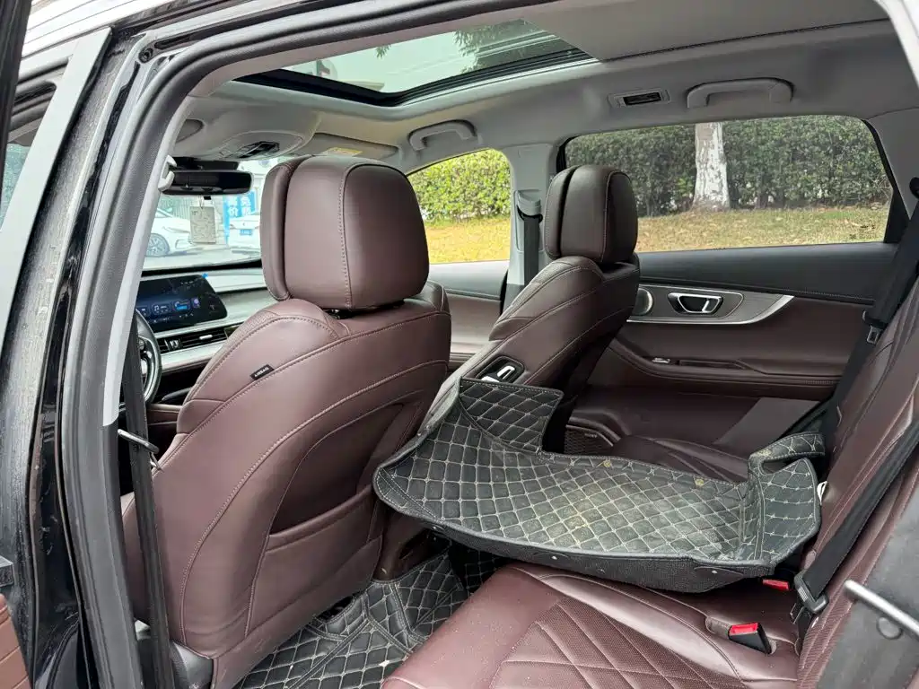 Chery Tiggo 8 PRO 2024 2024 Champion Edition 390T 2WD Premium 7-Seater