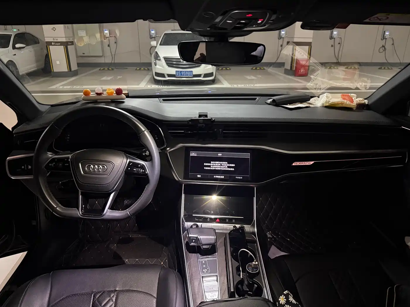 Фото 9 - Audi A6L